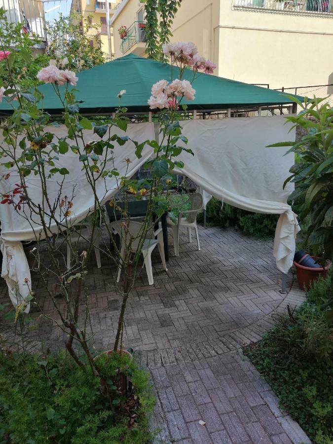 Casa Anna Villa Cava deʼ Tirreni Buitenkant foto
