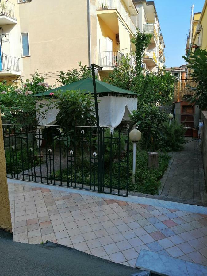 Casa Anna Villa Cava deʼ Tirreni Buitenkant foto